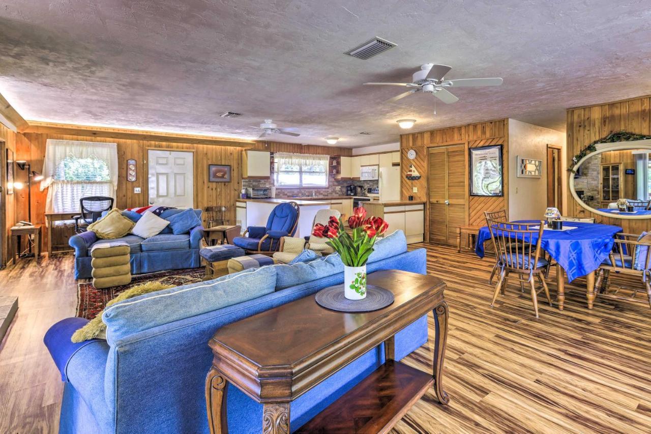 Charming Abode With Dock On The Suwannee River Bell エクステリア 写真