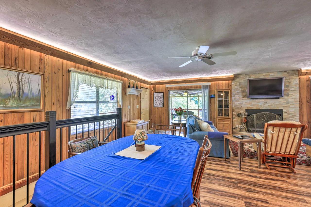 Charming Abode With Dock On The Suwannee River Bell エクステリア 写真