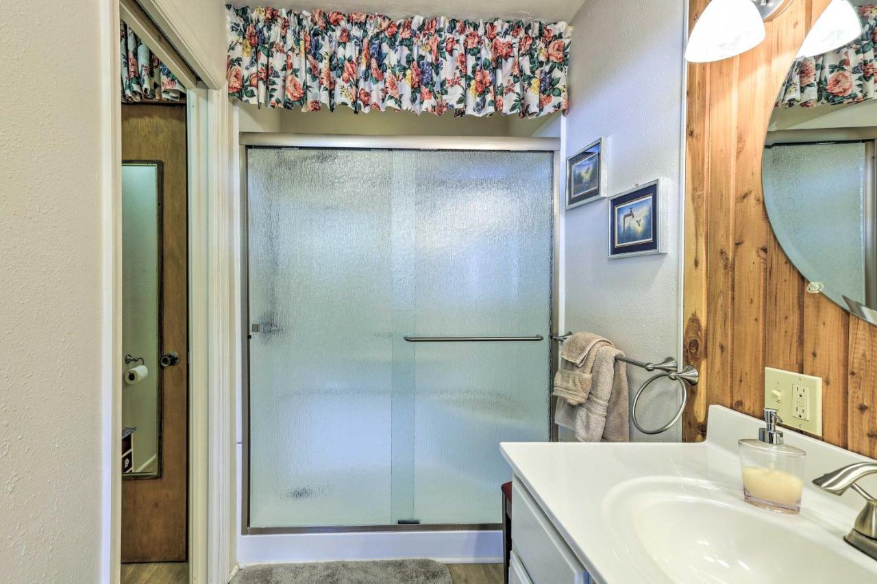 Charming Abode With Dock On The Suwannee River Bell エクステリア 写真