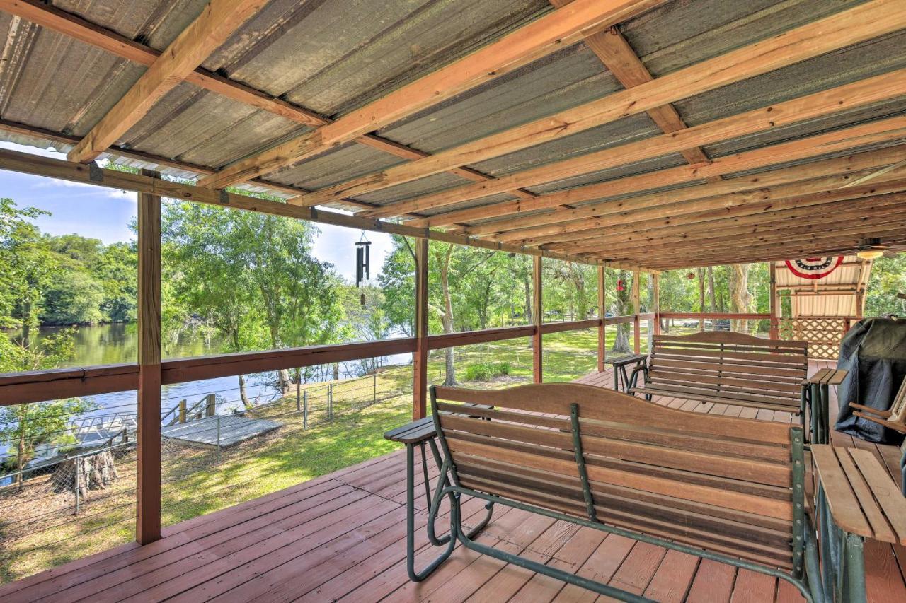 Charming Abode With Dock On The Suwannee River Bell エクステリア 写真